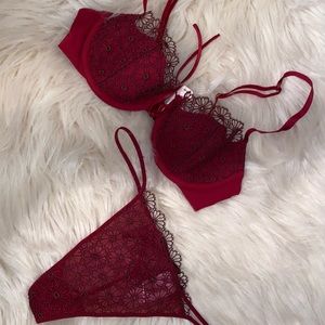 Victoria’s Secret matching lace set